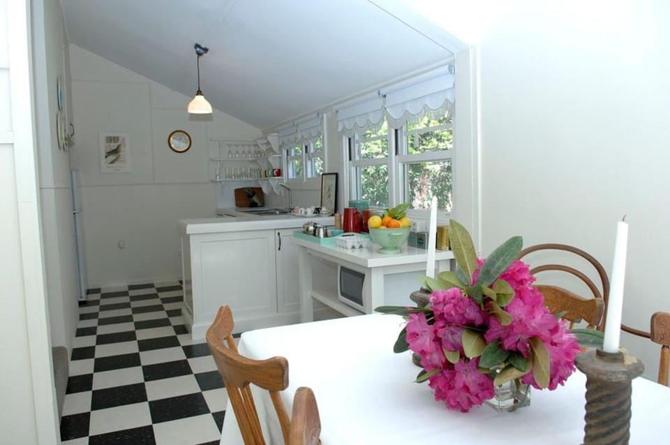 Tara House Bed and Breakfast in Badger Creek