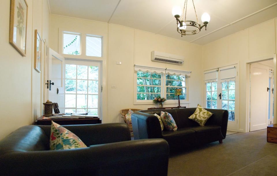 Tara House Bed and Breakfast in Badger Creek