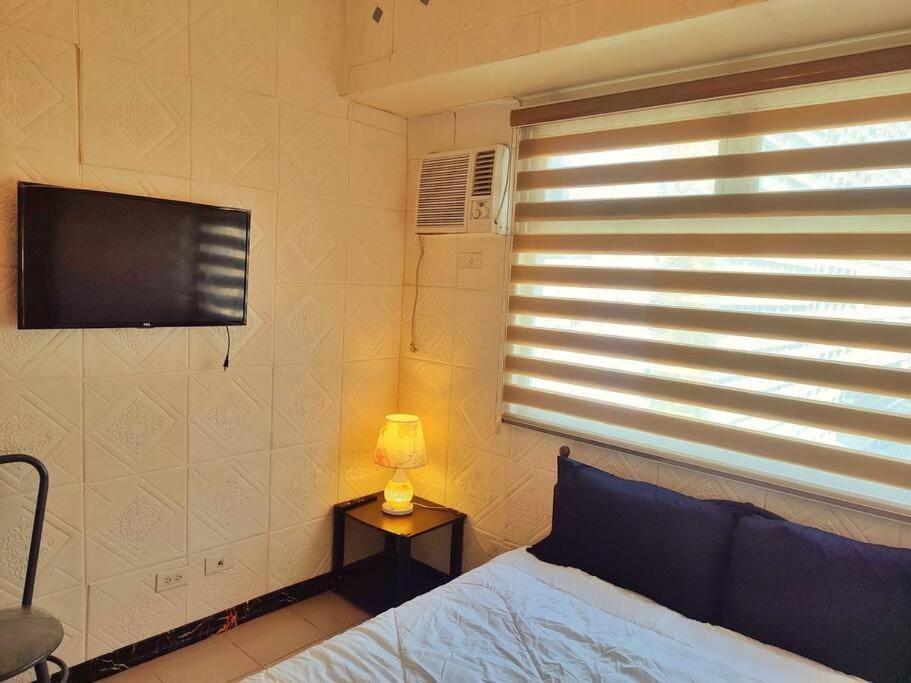TV and multimedia, air conditioner