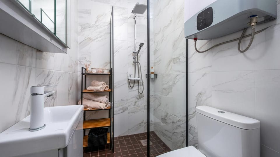 Toilet, Bathroom