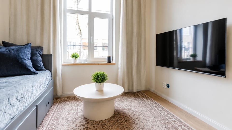 Living room, Bedroom