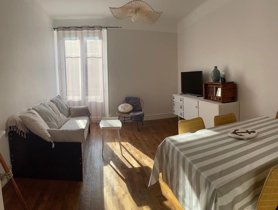 Bel Appartement Intra Muros au coeur de SAINT MALO Apartment in St-Malo