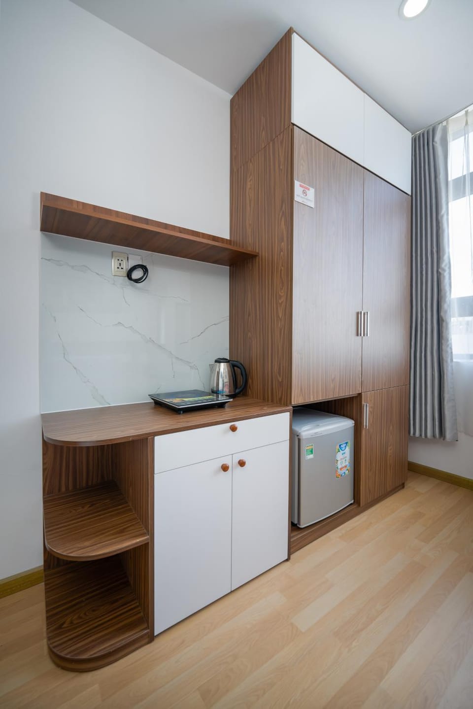 Kitchen or kitchenette, wardrobe