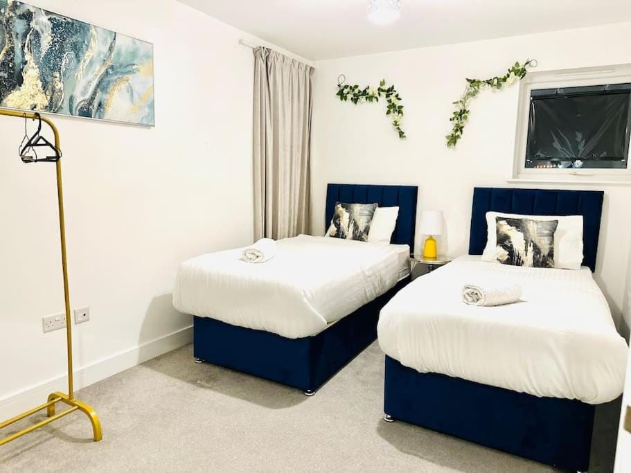 Modern Flat with En-suite and Free Parking Apartment in Rochester