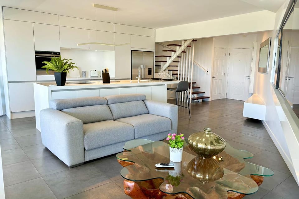 Duplex design sea view Apartment in Pape'ete