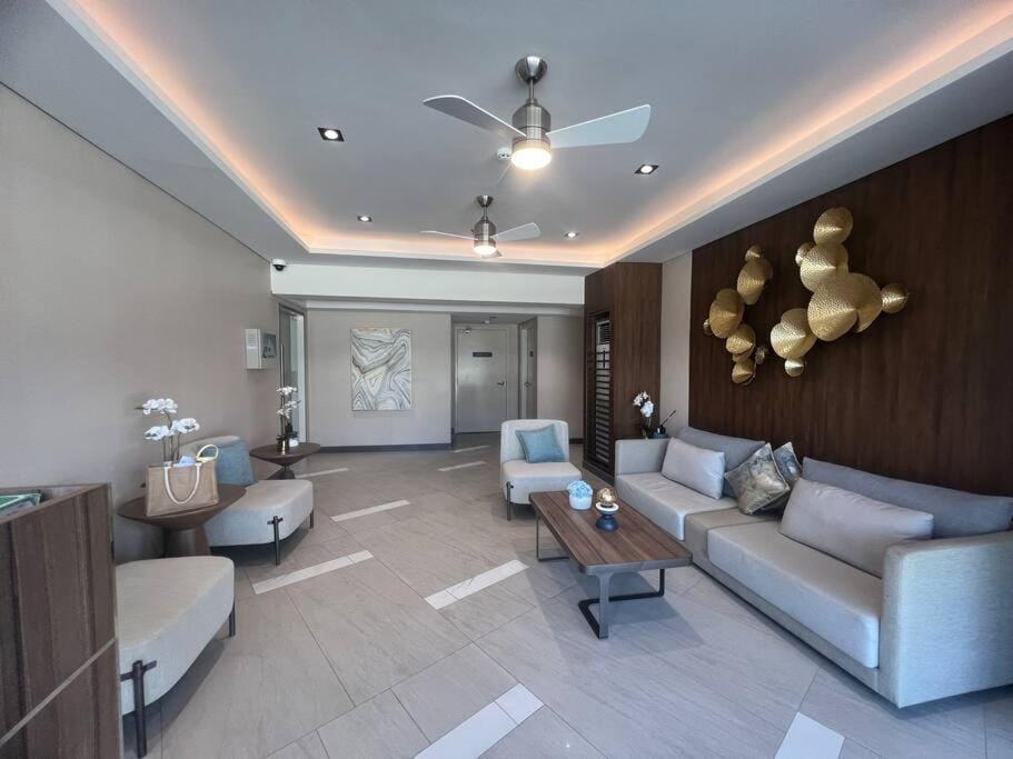 Property building, Seating area