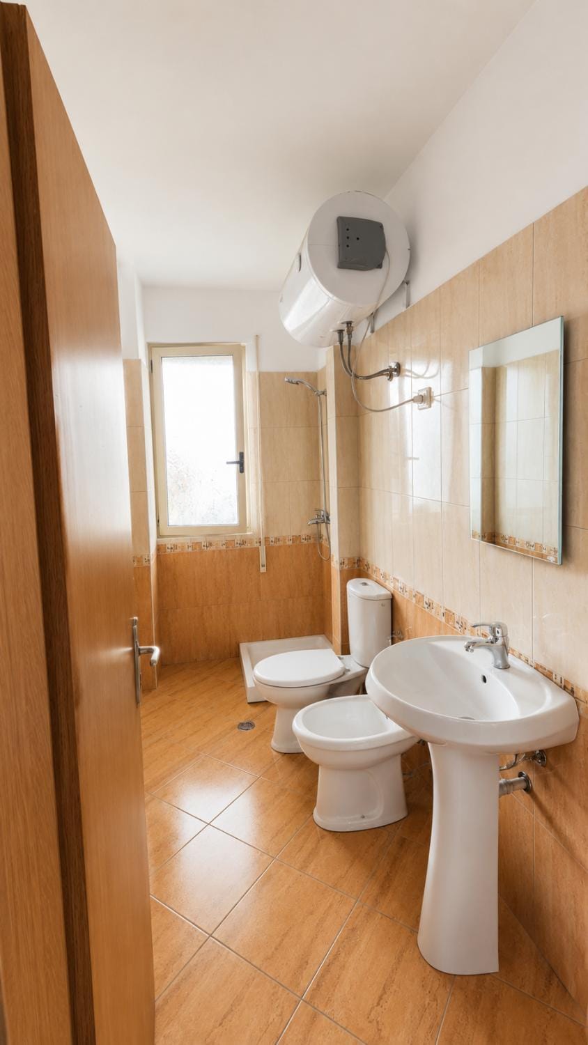 ENDRI HOUSE Apartment in Tirana County, Albania