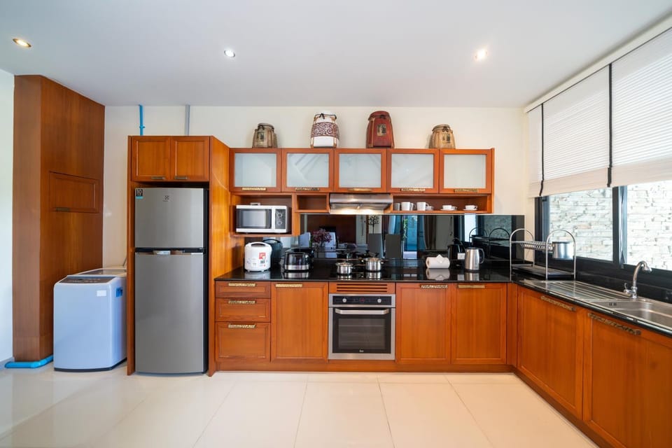 Kitchen or kitchenette, minibar, pet friendly, stove, toaster