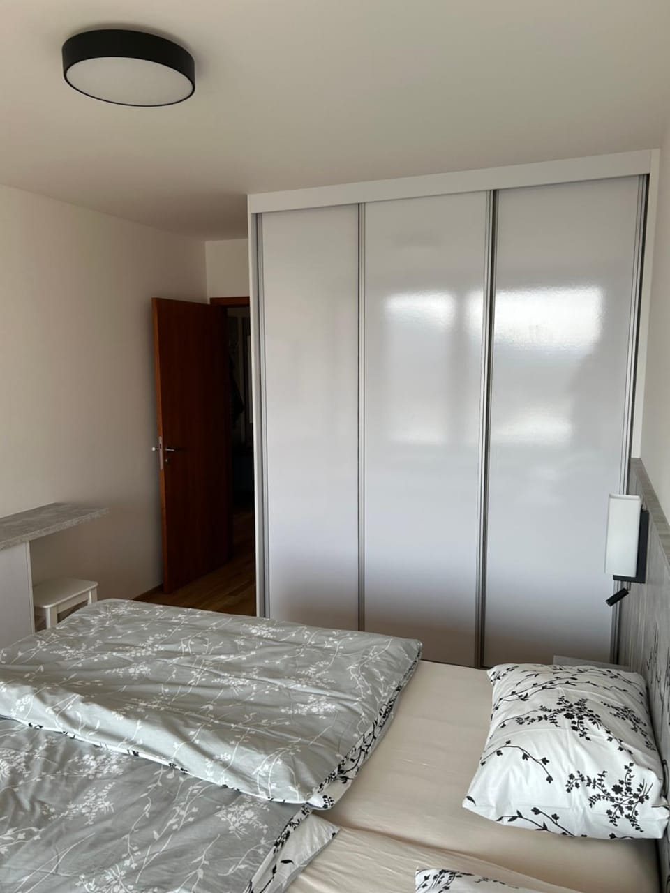 Bed, Bedroom, wardrobe