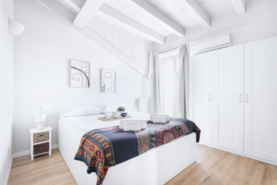 Easylife - Milano - Italia 68 P5 - Porta Ticinese Apartment in Milan