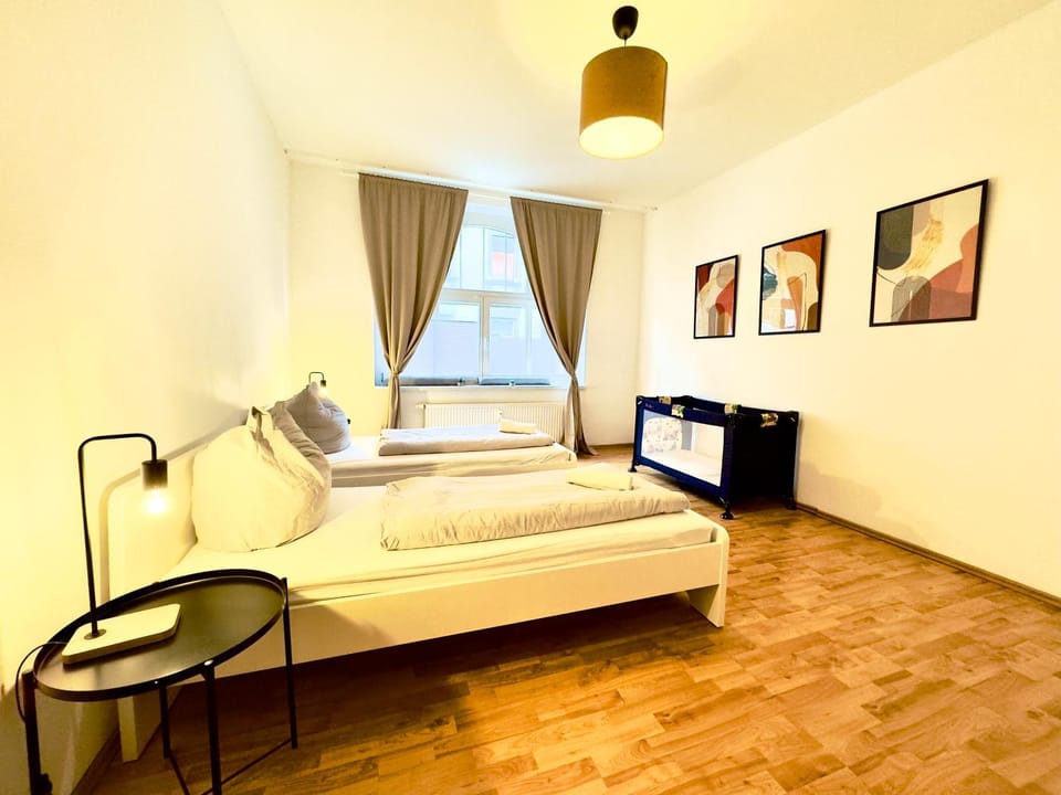 Holiday Appartement,kostenfrei Parkplatz,Innenstadt,6Personen,3SZ,EG, Apartment in Saxony