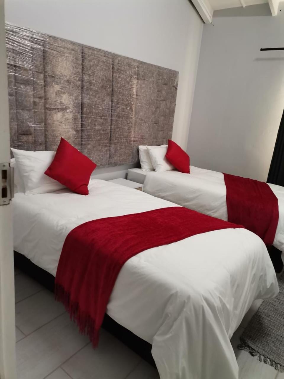 Elihle Guest house Bed and Breakfast in KwaZulu-Natal
