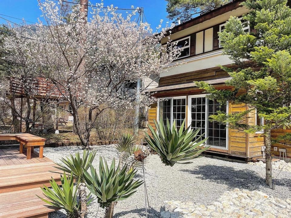Property building, Garden