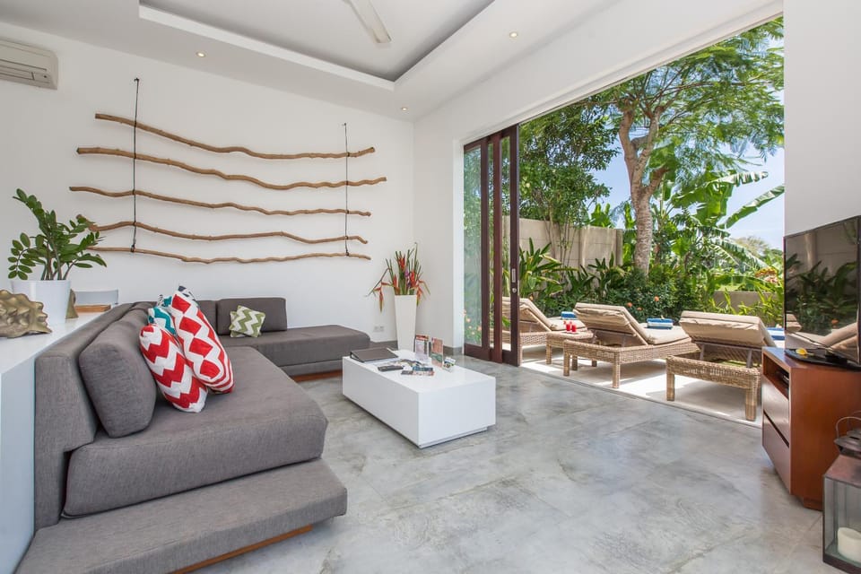 Living room, Seating area