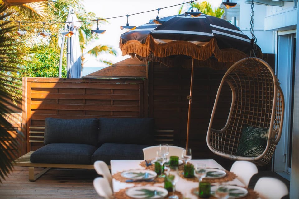 Patio, Dining area