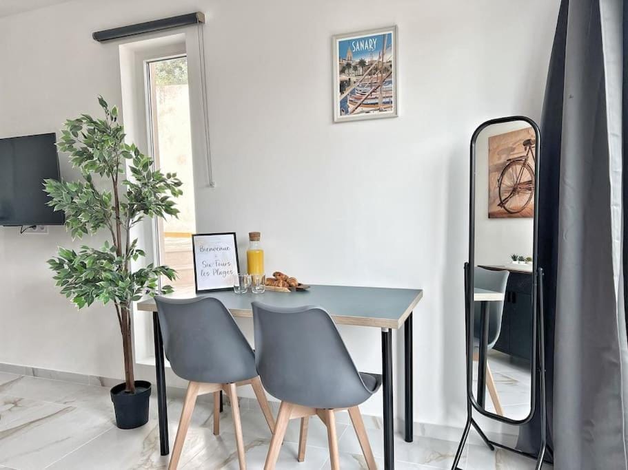 TV and multimedia, Dining area