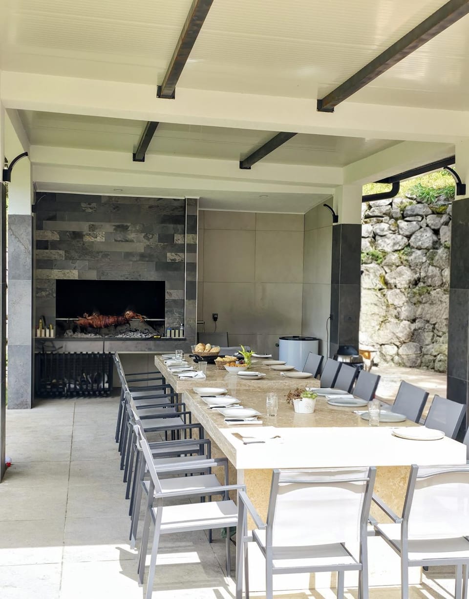 BBQ facilities, Seating area