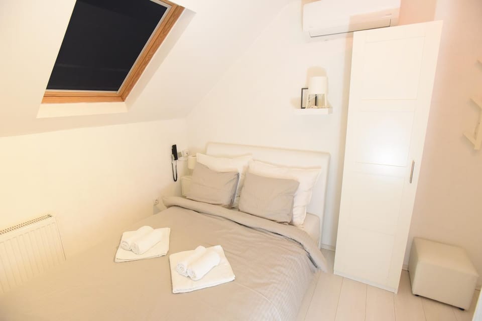 Zelena Dolina Hostel in Serbia