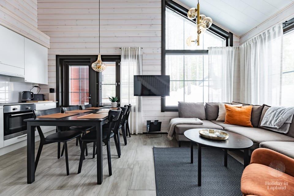 Living room, Dining area, kitchen