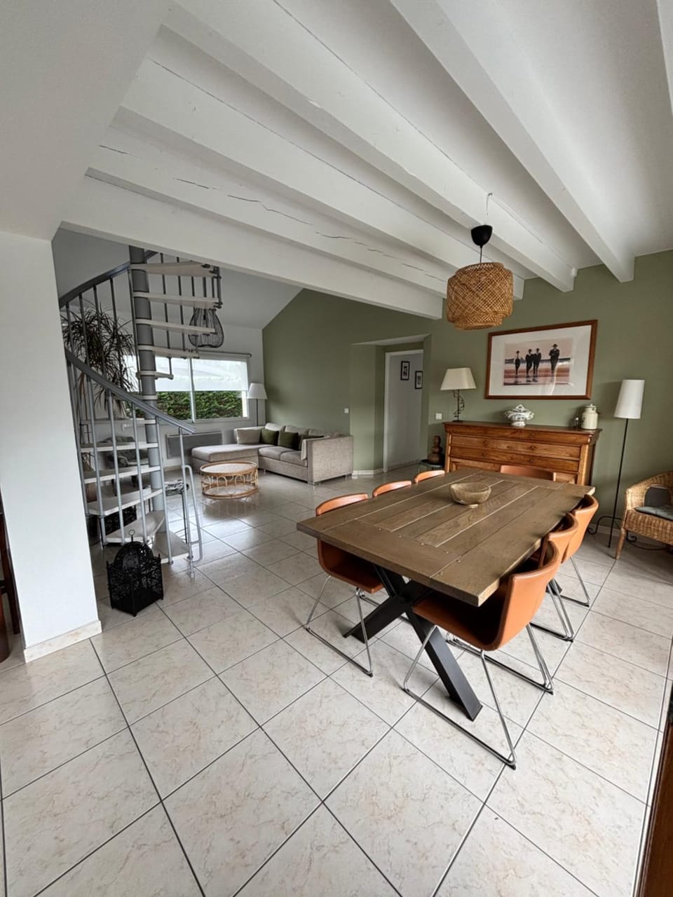 Living room, Dining area