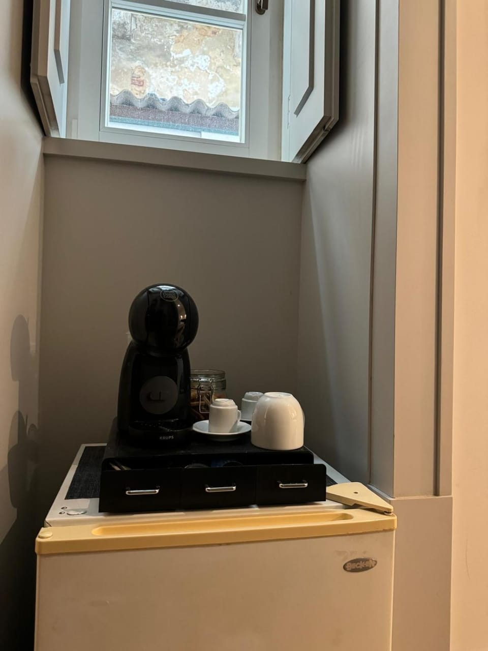 Coffee/tea facilities
