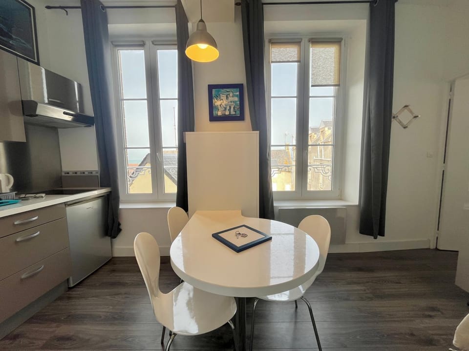 Le Joffre - studio sur la digue en centre ville Apartment in Normandy
