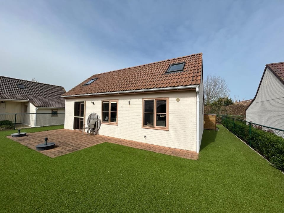 Property building, Garden, Garden view