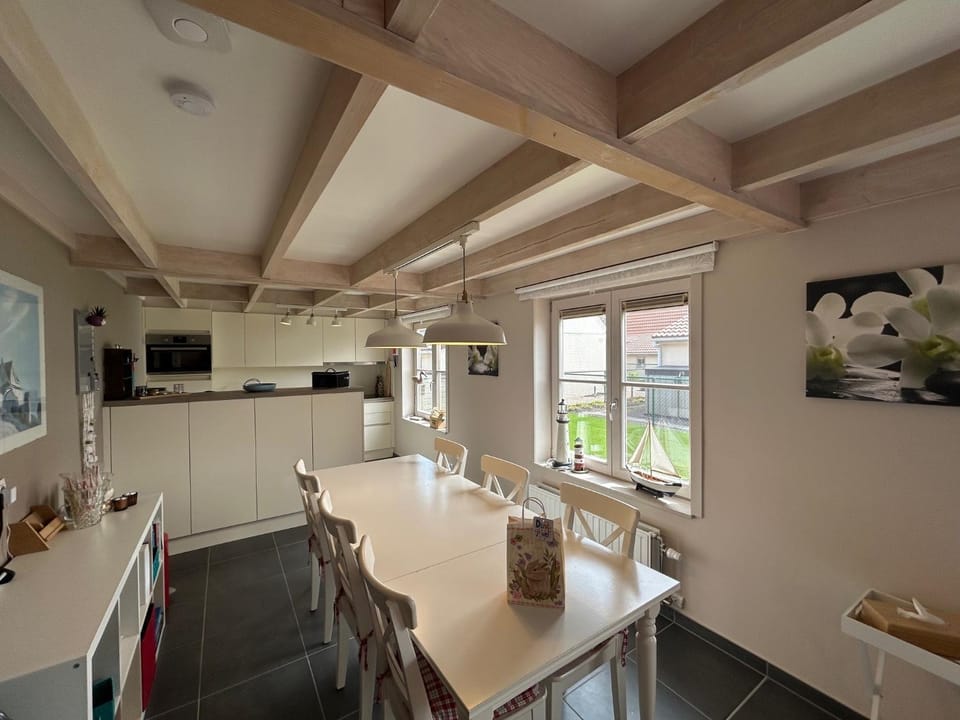 Kitchen or kitchenette, Dining area, minibar, pet friendly, stove
