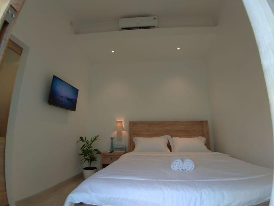 Uma Menuh Surf House Bed and Breakfast in Blahbatuh