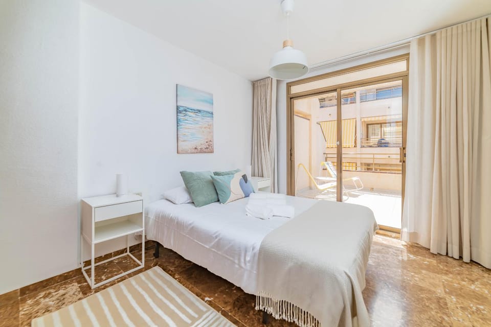 EDEN RENTALS Valdes Penthouse Oceanviews Apartment in Los Cristianos