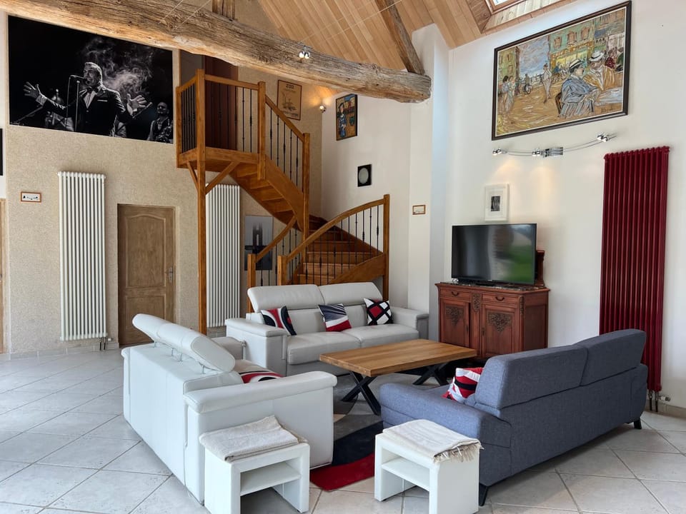 TV and multimedia, Living room