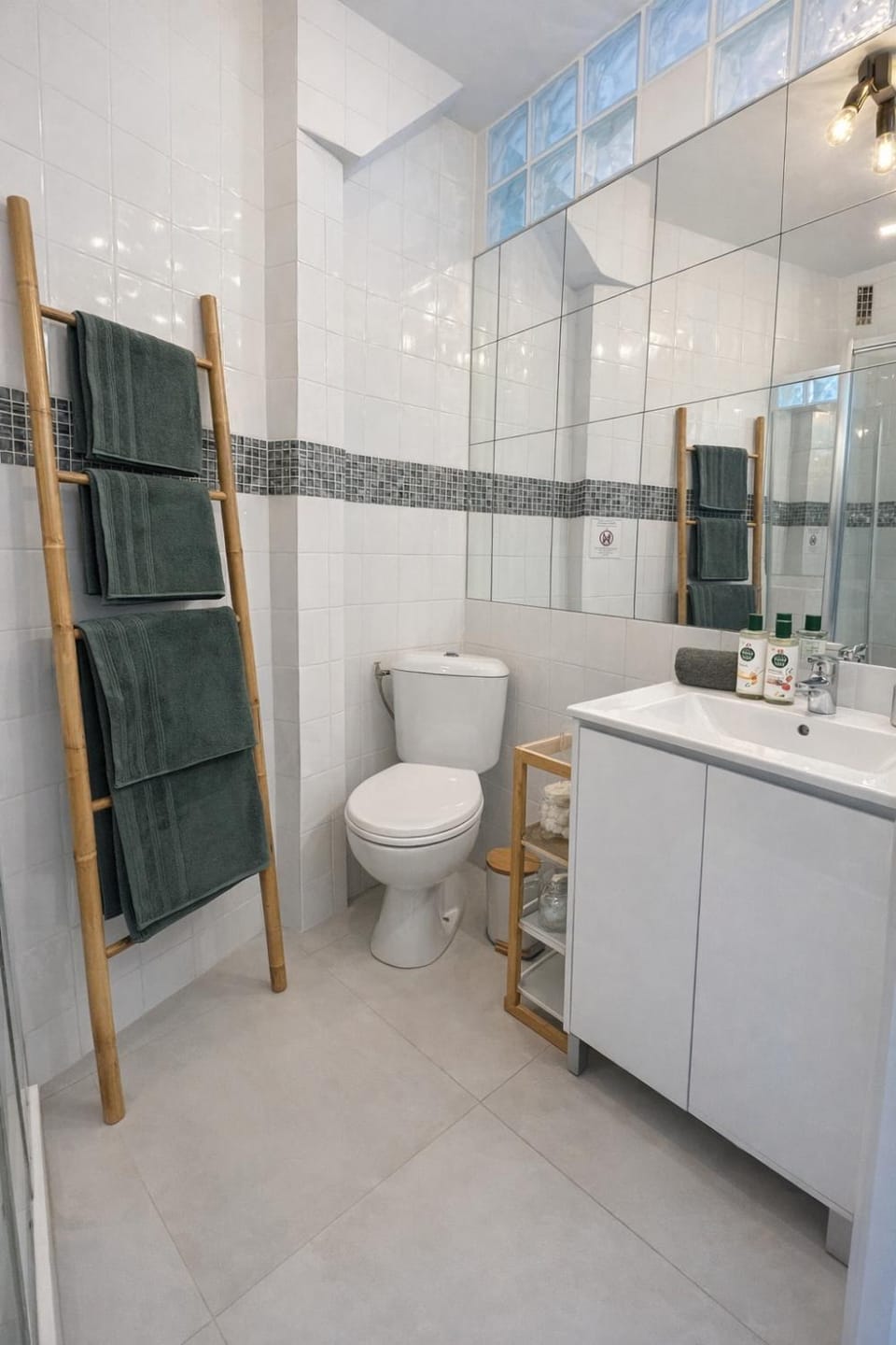 Le Cocon Azur - Studio 2P, Terrasse, AC, Plage Apartment in Antibes