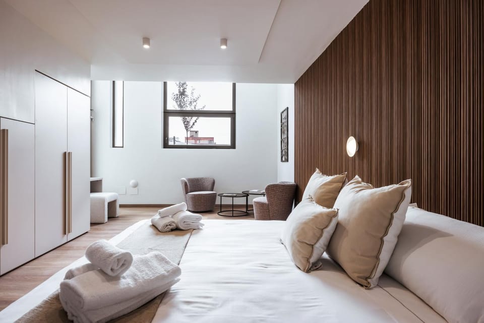 Bed, Summer, Decorative detail, Bedroom, wardrobe