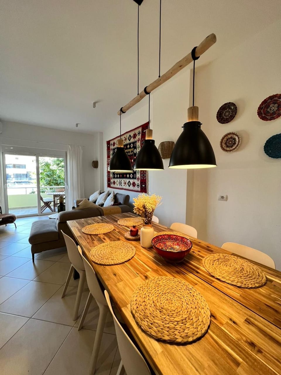 Kitchen or kitchenette, Living room, Dining area