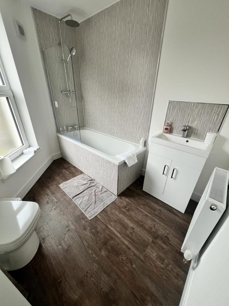 Harcourt Rd Apartment in Kirkcaldy