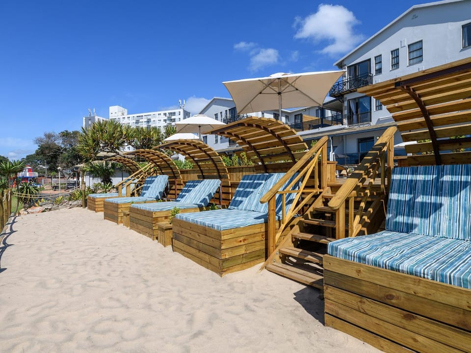 On site, Area and facilities, sunbed