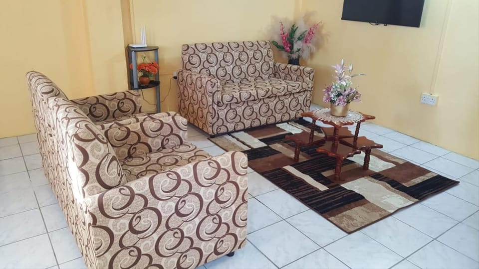 Living room, Family