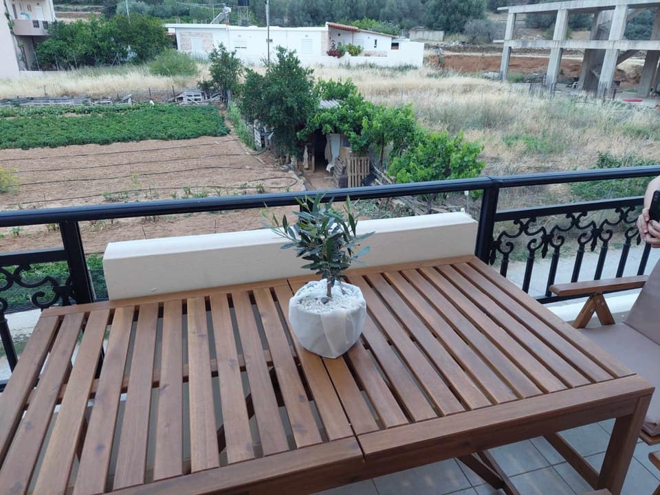Balcony/Terrace, Garden view