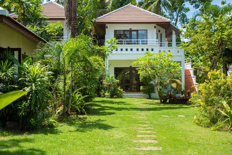 Property building, Garden, Garden view