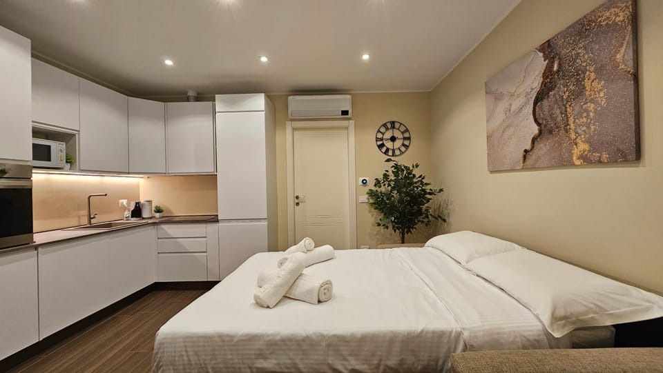 Living room, kitchen