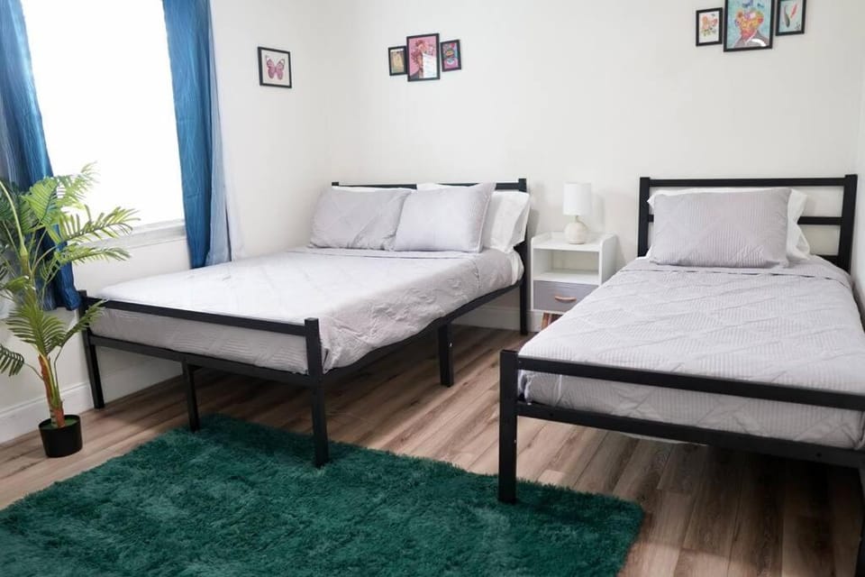 Jay's Cozy Arts Apartment in Tampa