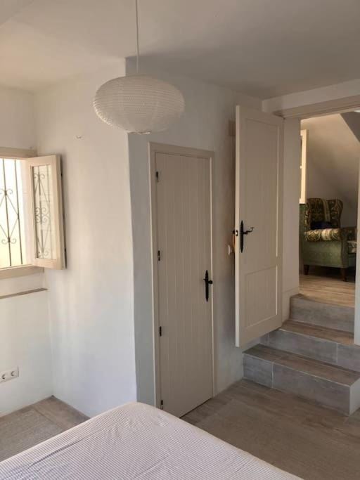 Fint litet hus i hjärtat av gamla stan och nära hav House in Salobreña