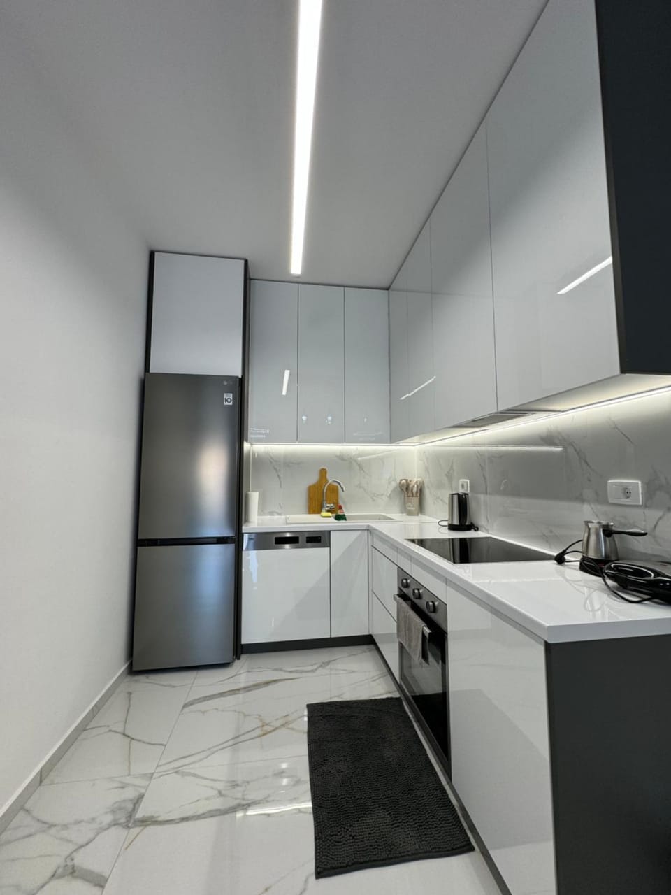 Kitchen or kitchenette, pet friendly