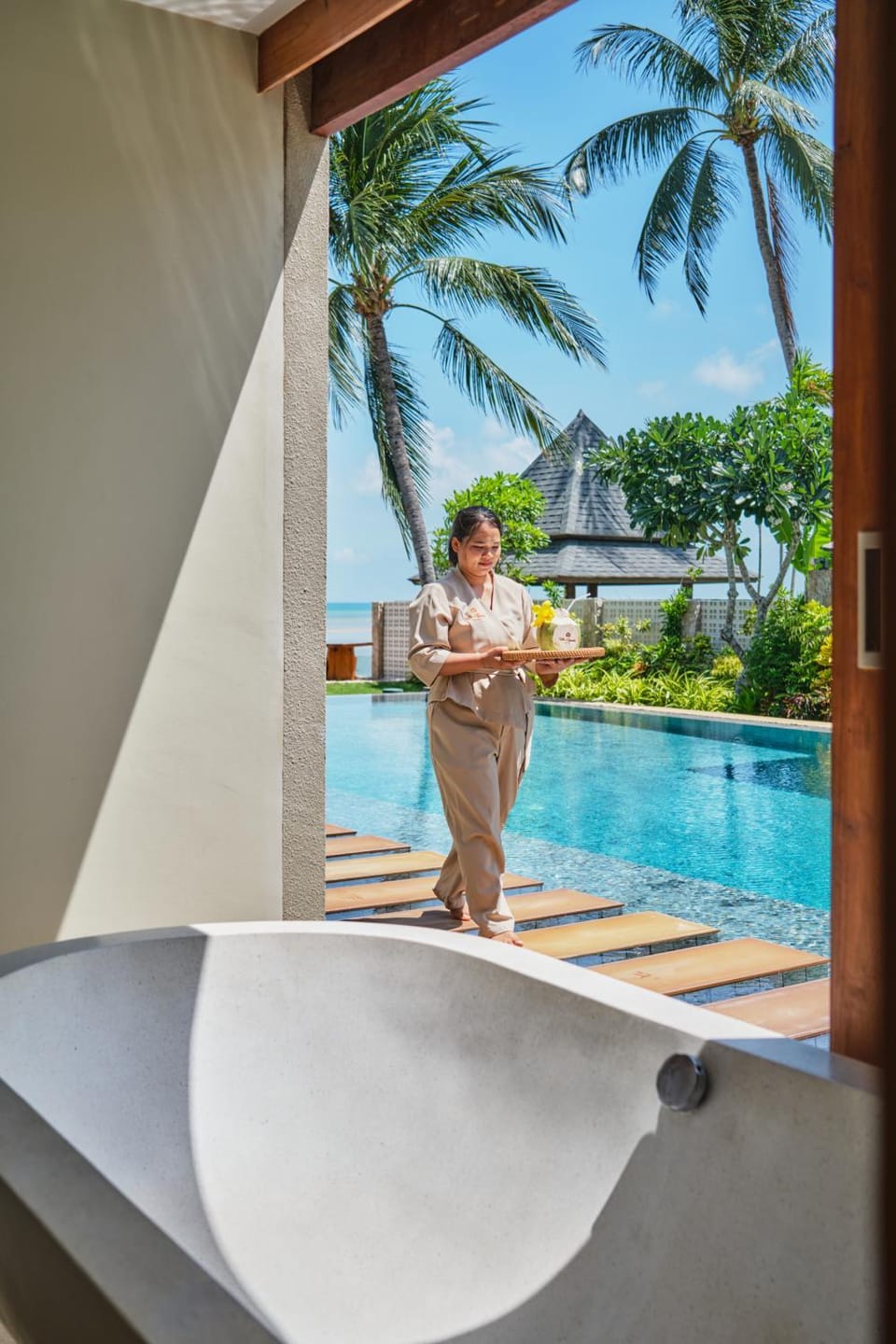 Staff, People, Bathroom, Pool view, Swimming pool, Bath, concierge, room service, VIP