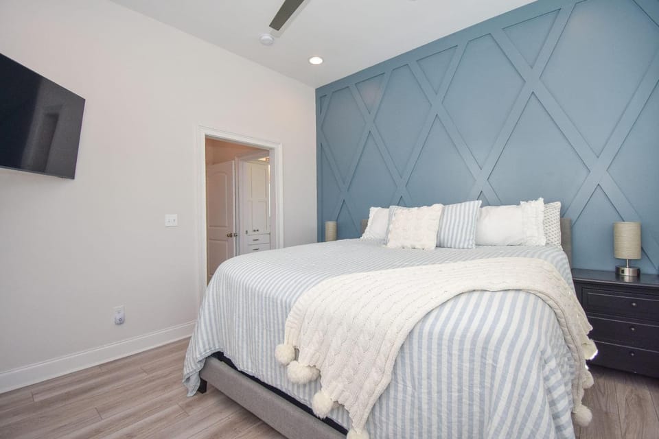 Changes In Latitude House in Lake Martin