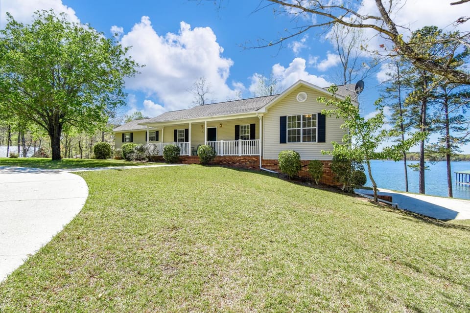 Crystal Clearwaters House in Lake Martin