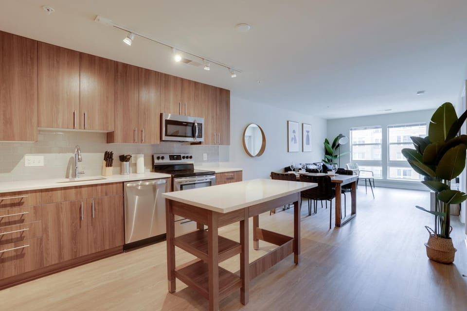 Kitchen or kitchenette, Dining area, dishwasher, minibar, pet friendly, stove