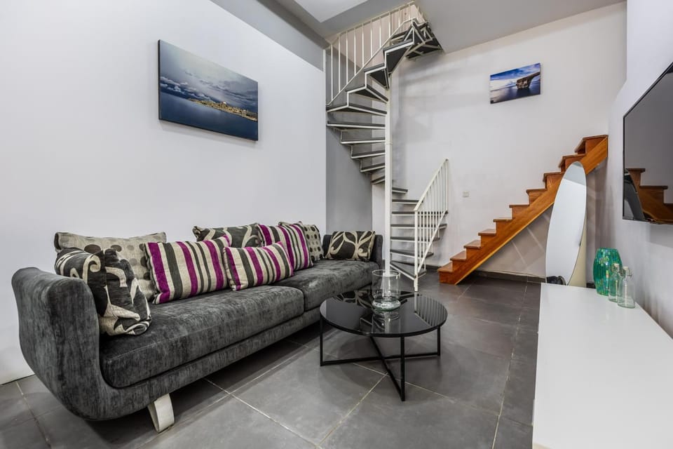 Duplex House in the heart of St Julians by SF HOMES House in Saint Julians