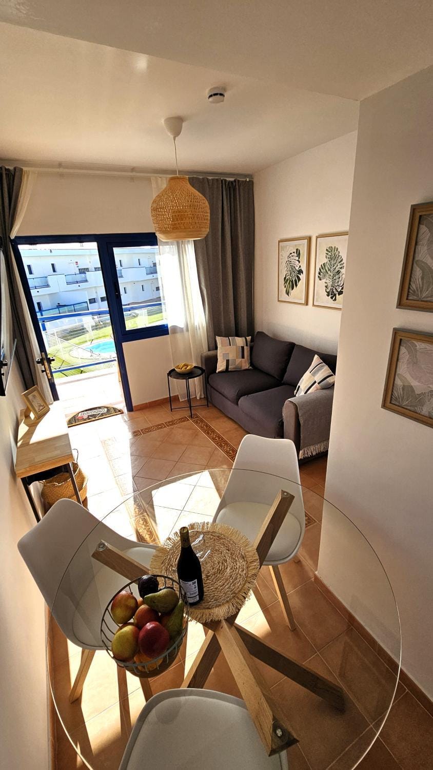 Living room, Dining area, Swimming pool