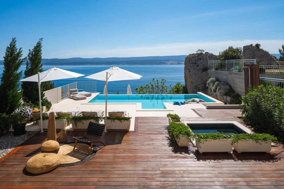 BBQ facilities, Balcony/Terrace, air conditioner